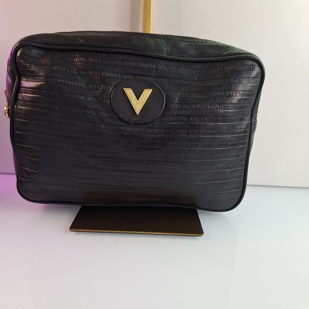 Mario Valentino clutch